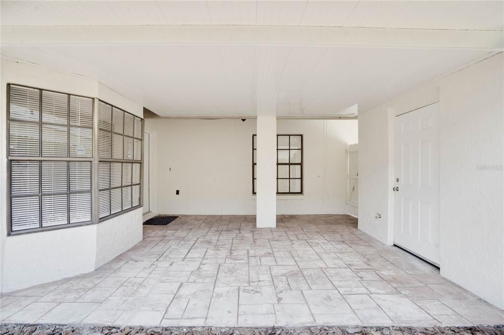 Courtyard Patio with storage