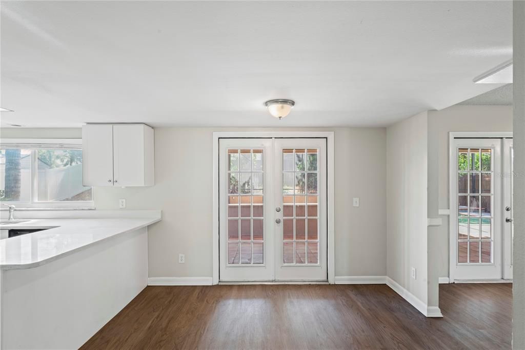 For Sale: $449,900 (3 beds, 2 baths, 1940 Square Feet)