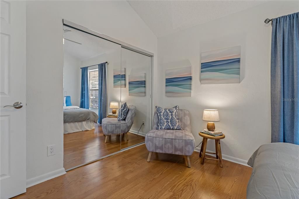 CLOSET SPACE IN THE GUEST BEDROOM!