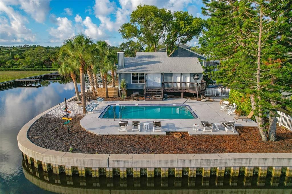 COMMUNITY WATERFRONT POOL!