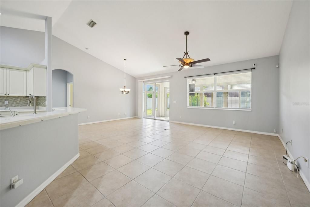 For Sale: $429,900 (3 beds, 2 baths, 1748 Square Feet)