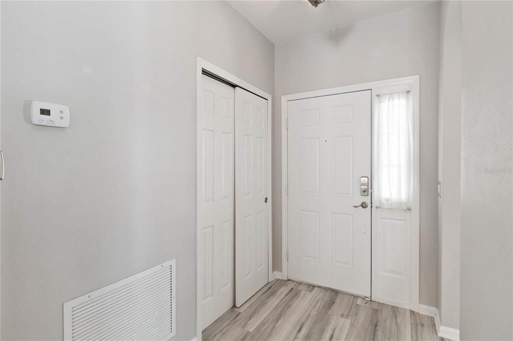 Active With Contract: $429,900 (3 beds, 2 baths, 1825 Square Feet)