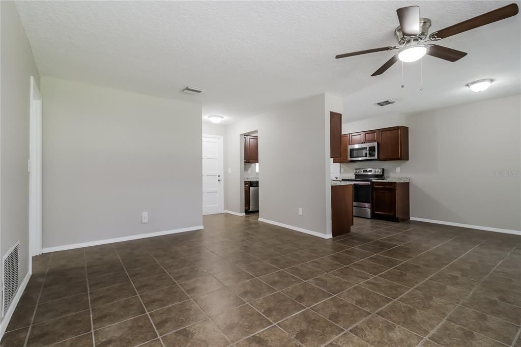 Active With Contract: $2,110 (3 beds, 2 baths, 1307 Square Feet)