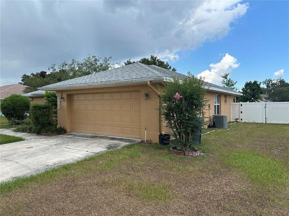 For Sale: $284,000 (3 beds, 2 baths, 1630 Square Feet)