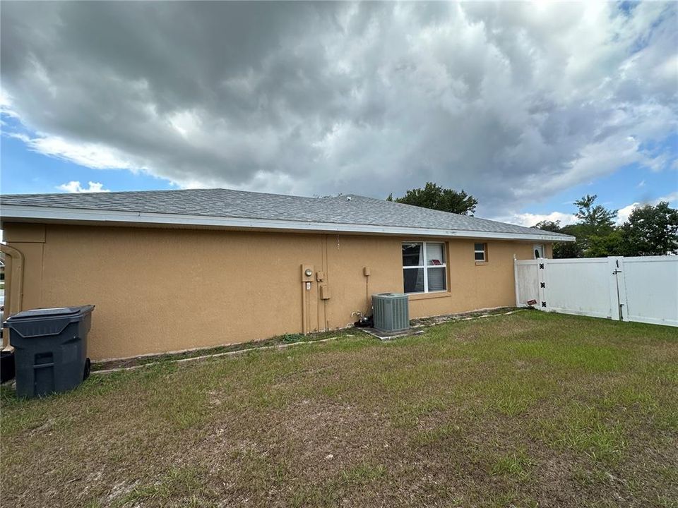 For Sale: $284,000 (3 beds, 2 baths, 1630 Square Feet)