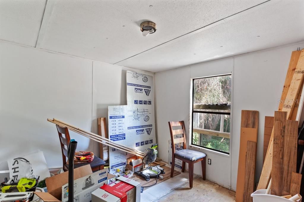 For Sale: $275,000 (3 beds, 2 baths, 1152 Square Feet)