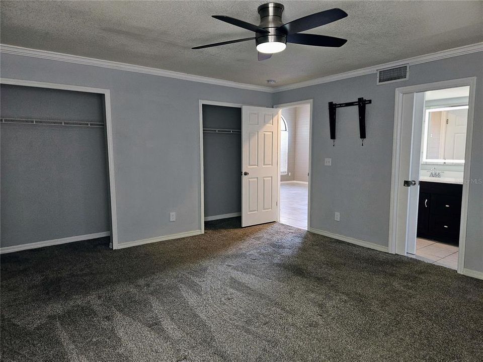 For Rent: $3,000 (3 beds, 2 baths, 1499 Square Feet)