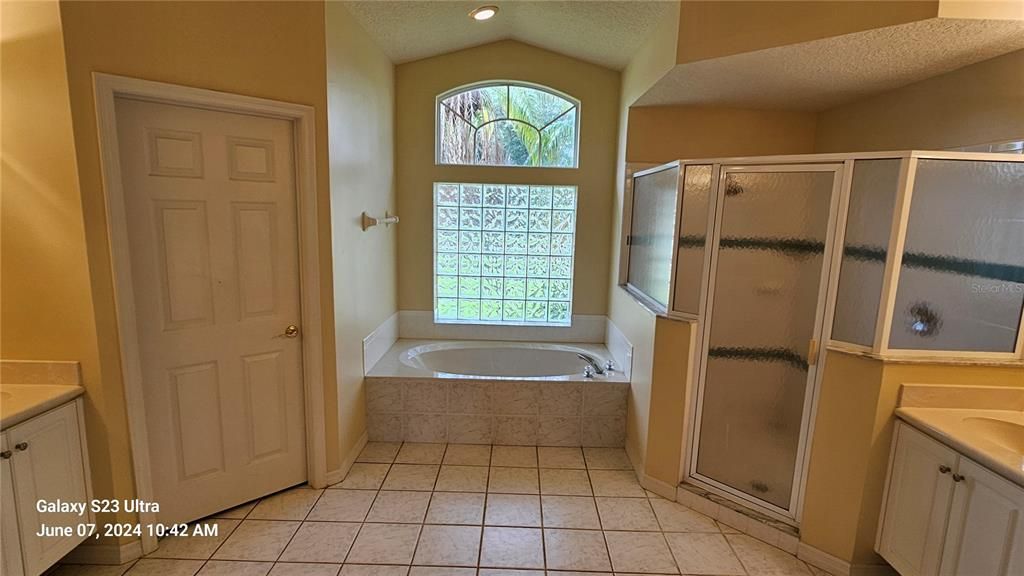 Недавно арендовано: $2,700 (4 спален, 2 ванн, 2474 Квадратных фут)