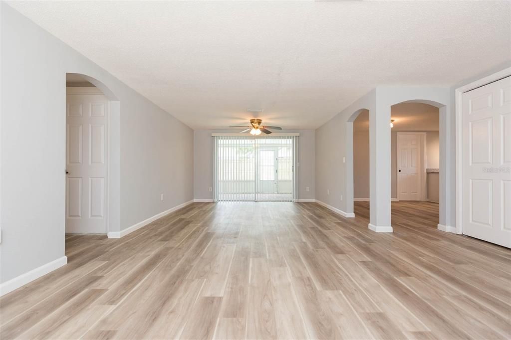 For Rent: $2,195 (3 beds, 2 baths, 1557 Square Feet)