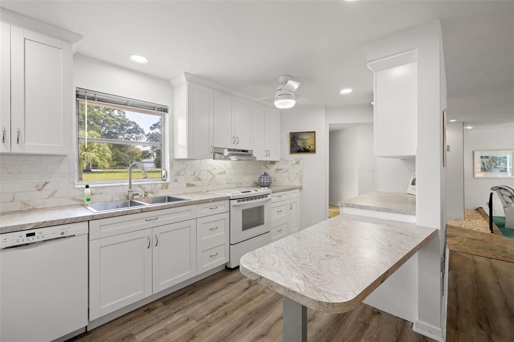 Active With Contract: $1,030,000 (4 beds, 2 baths, 1760 Square Feet)