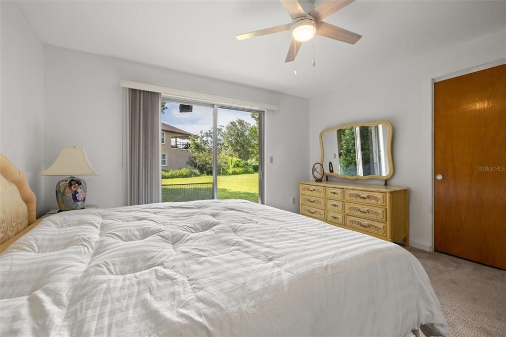 Active With Contract: $1,030,000 (4 beds, 2 baths, 1760 Square Feet)