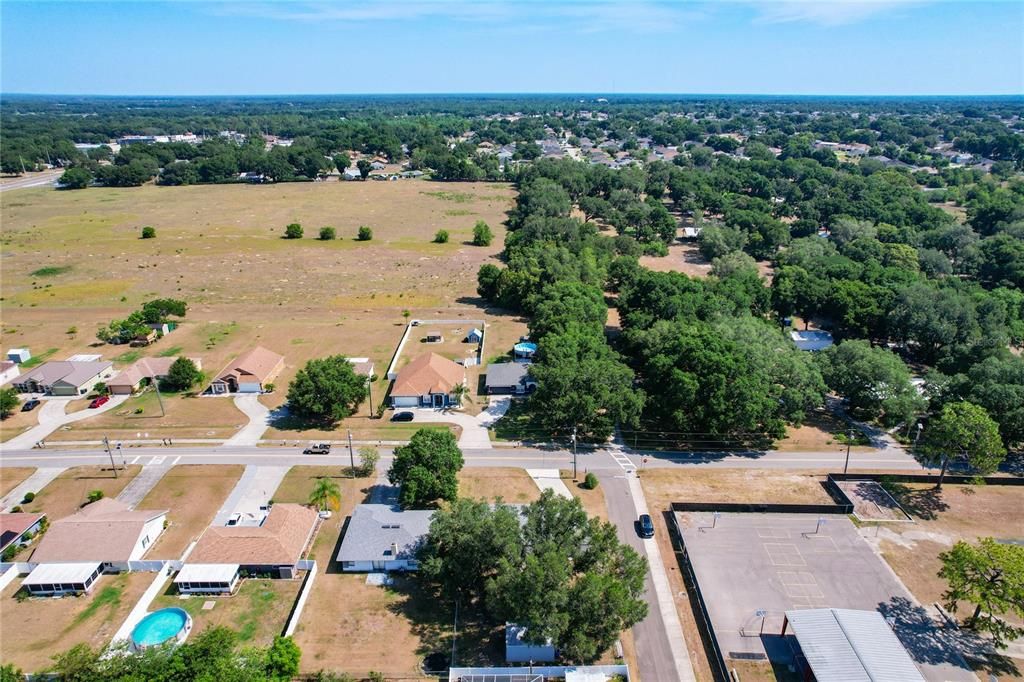 For Sale: $275,000 (3 beds, 2 baths, 1572 Square Feet)