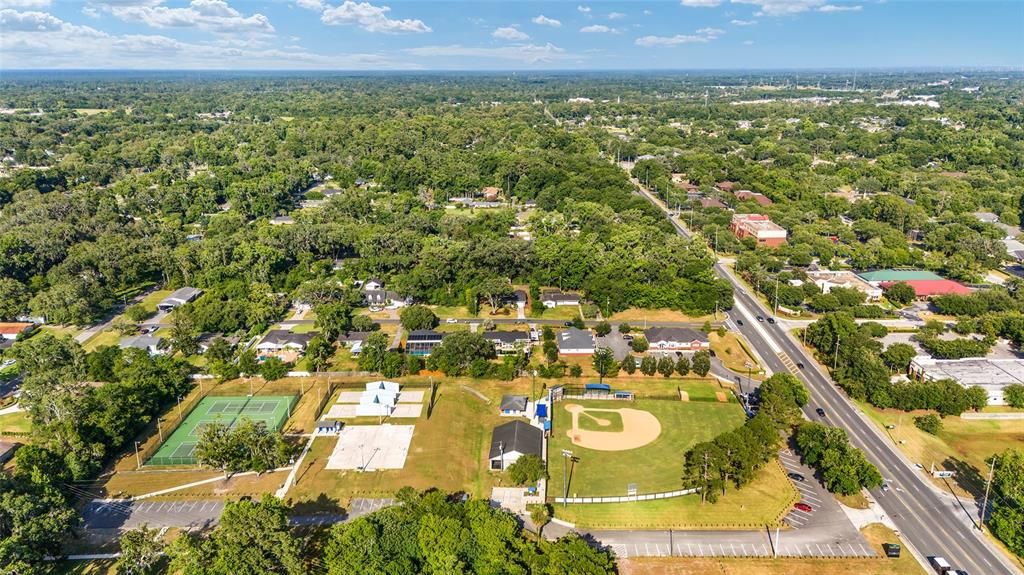 Active With Contract: $399,900 (3 beds, 2 baths, 1886 Square Feet)