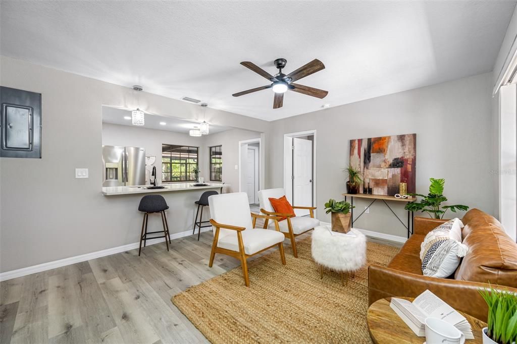 Active With Contract: $418,900 (4 beds, 2 baths, 1397 Square Feet)