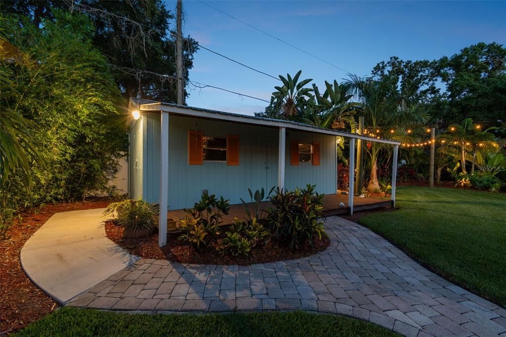 For Sale: $1,100,000 (4 beds, 2 baths, 2241 Square Feet)