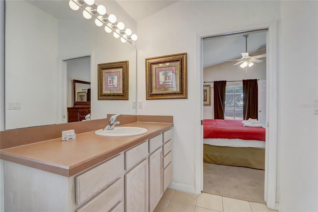 For Sale: $369,900 (3 beds, 2 baths, 1412 Square Feet)