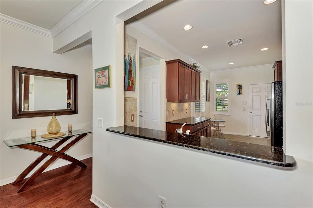 Active With Contract: $2,750 (3 beds, 2 baths, 1398 Square Feet)