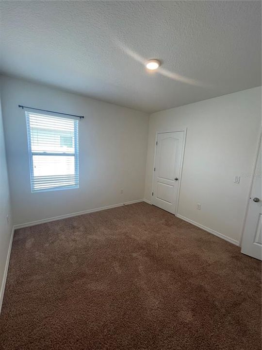 For Rent: $2,150 (3 beds, 2 baths, 1690 Square Feet)