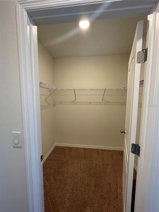 For Rent: $2,150 (3 beds, 2 baths, 1690 Square Feet)