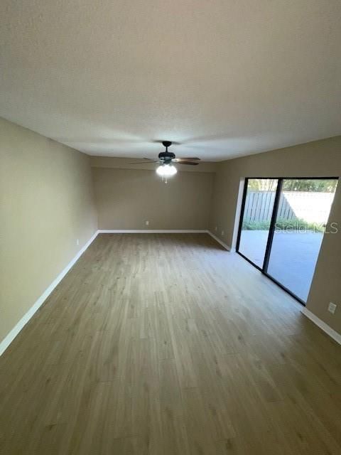 Active With Contract: $1,800 (2 beds, 2 baths, 1285 Square Feet)