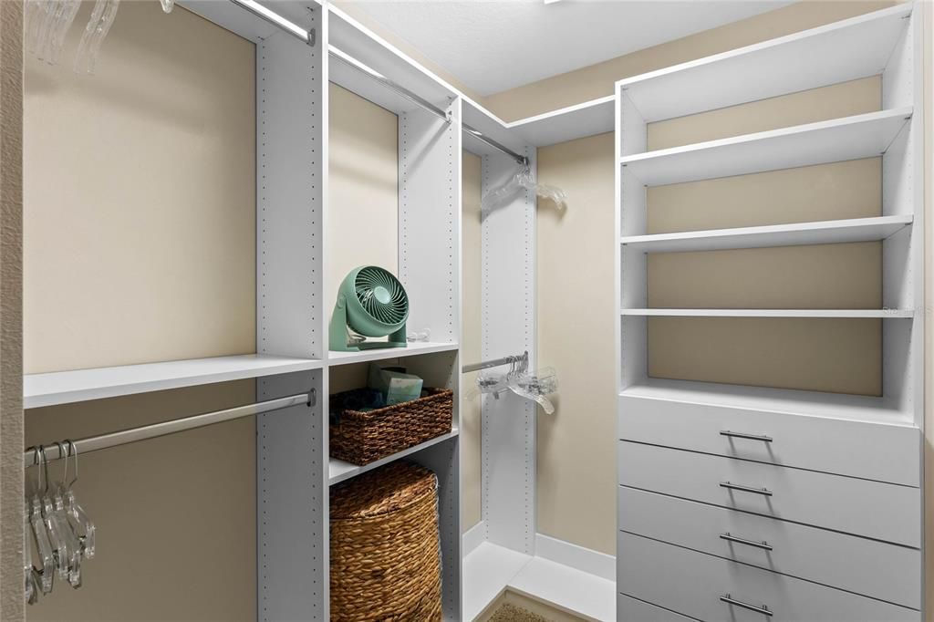 Walk-in Closet