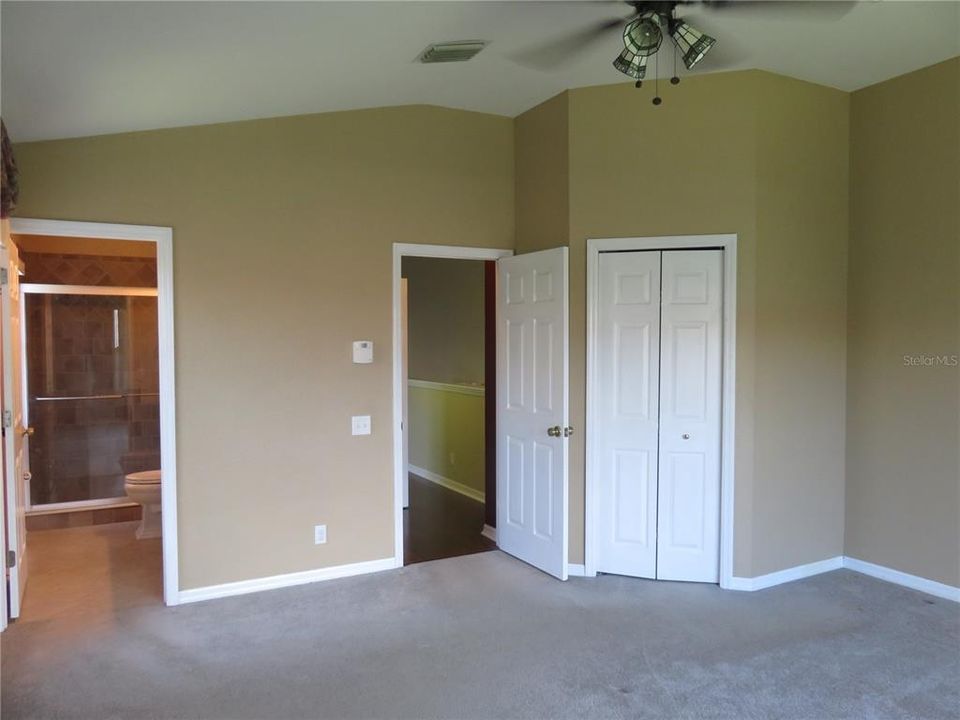 For Rent: $2,400 (2 beds, 2 baths, 1740 Square Feet)