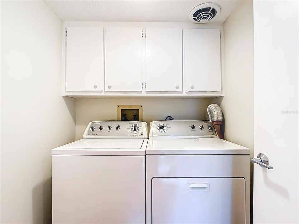 For Sale: $575,000 (2 beds, 2 baths, 1500 Square Feet)