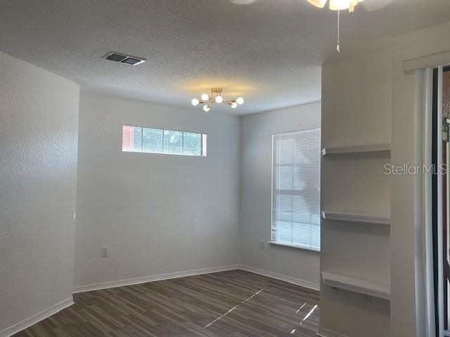 For Rent: $1,850 (2 beds, 2 baths, 1124 Square Feet)