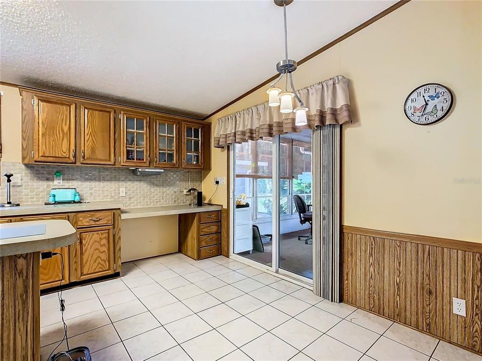 For Sale: $275,000 (2 beds, 2 baths, 1568 Square Feet)