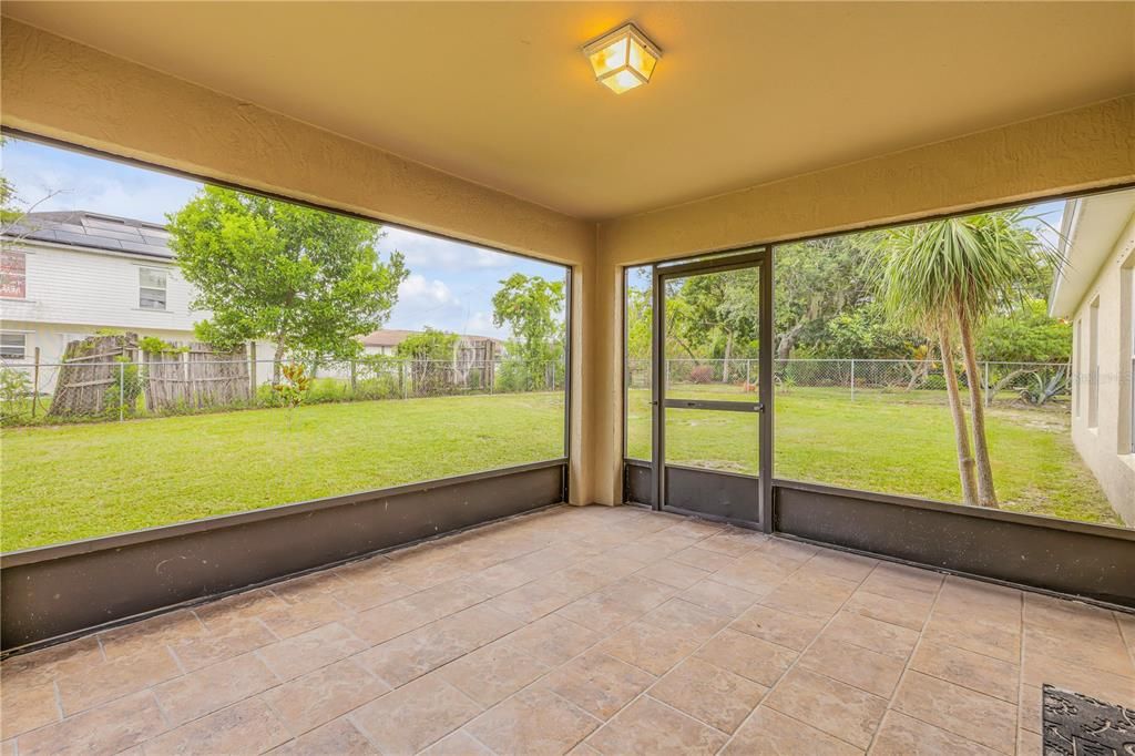 For Sale: $370,000 (4 beds, 2 baths, 2020 Square Feet)