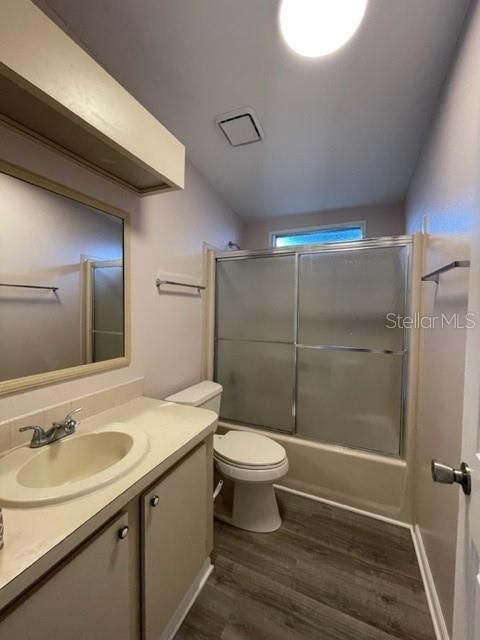 Active With Contract: $1,750 (2 beds, 2 baths, 1344 Square Feet)