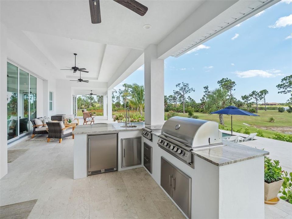 Active With Contract: $2,100,000 (3 beds, 3 baths, 2942 Square Feet)