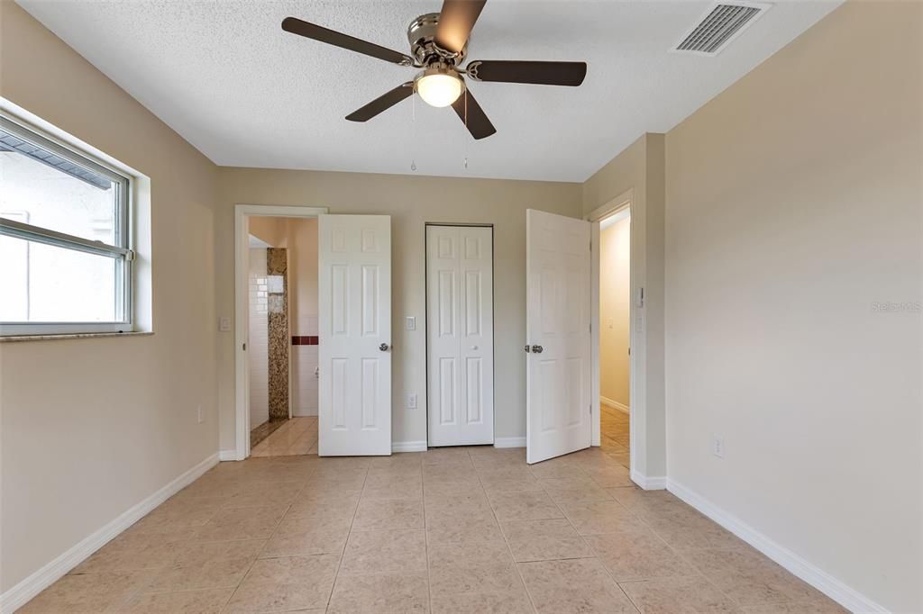 For Sale: $289,000 (3 beds, 2 baths, 1534 Square Feet)