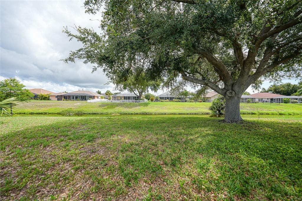 For Sale: $390,000 (3 beds, 2 baths, 1280 Square Feet)