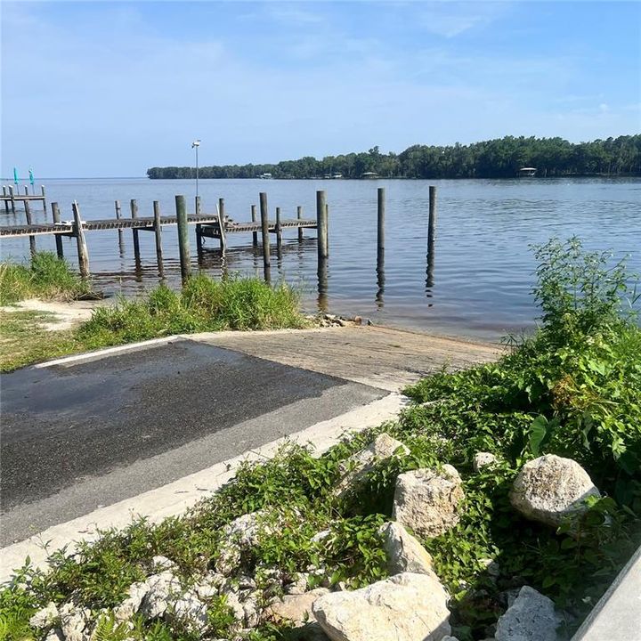 Community boat ramp