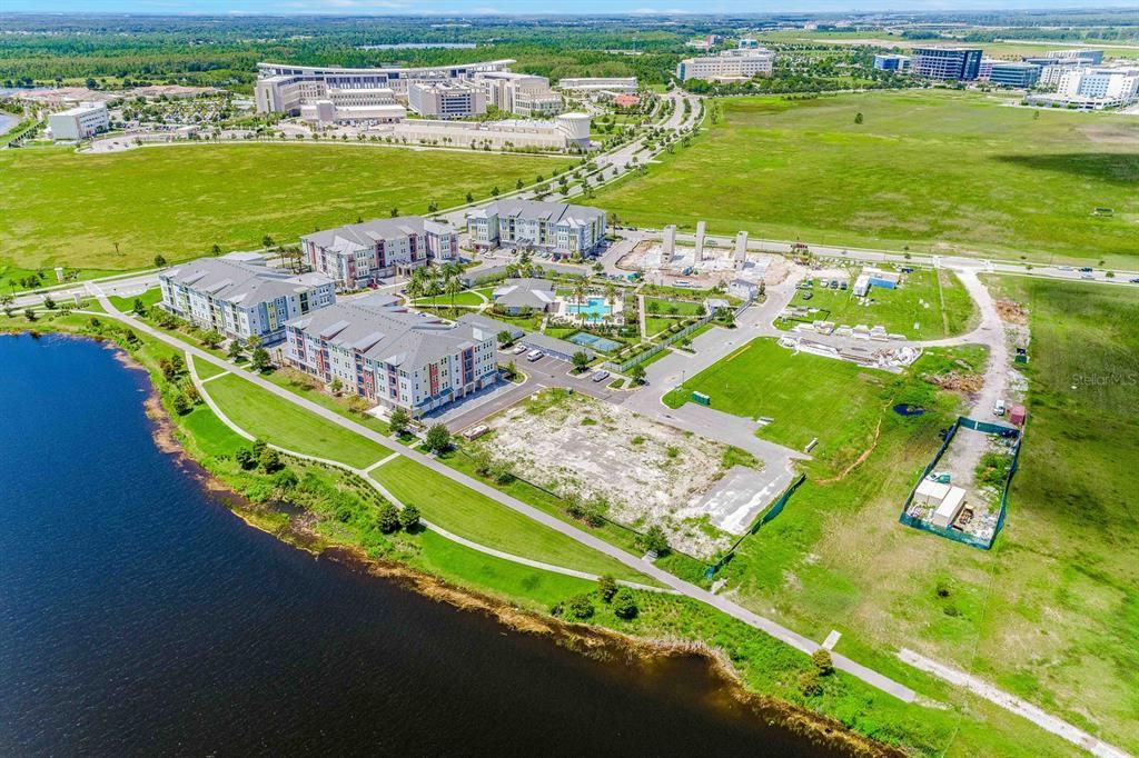 Centrally located just minutes from Medical City, Orlando International Airport, and major highways for easy access to shopping, dining and entertainment!