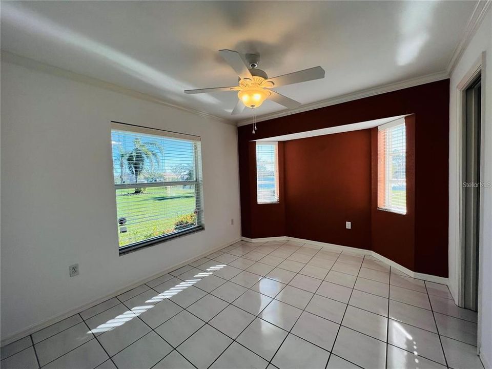 Active With Contract: $2,450 (3 beds, 2 baths, 2039 Square Feet)