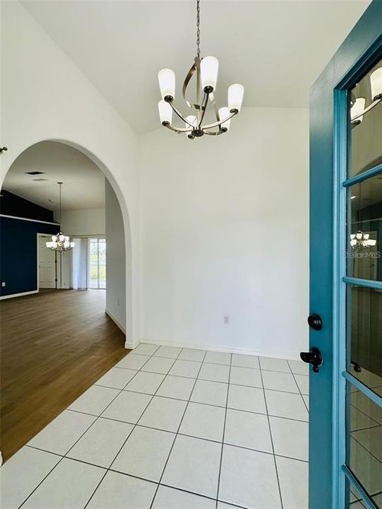 Active With Contract: $2,450 (3 beds, 2 baths, 2039 Square Feet)