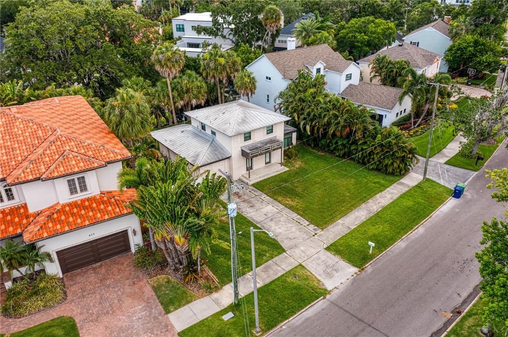 Active With Contract: $1,150,000 (4 beds, 2 baths, 1772 Square Feet)