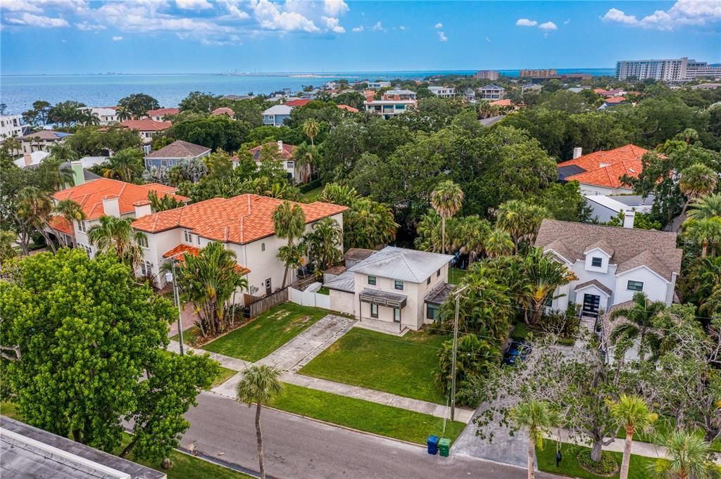 Active With Contract: $1,150,000 (4 beds, 2 baths, 1772 Square Feet)