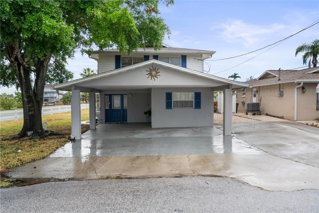 For Sale: $475,000 (3 beds, 2 baths, 1008 Square Feet)