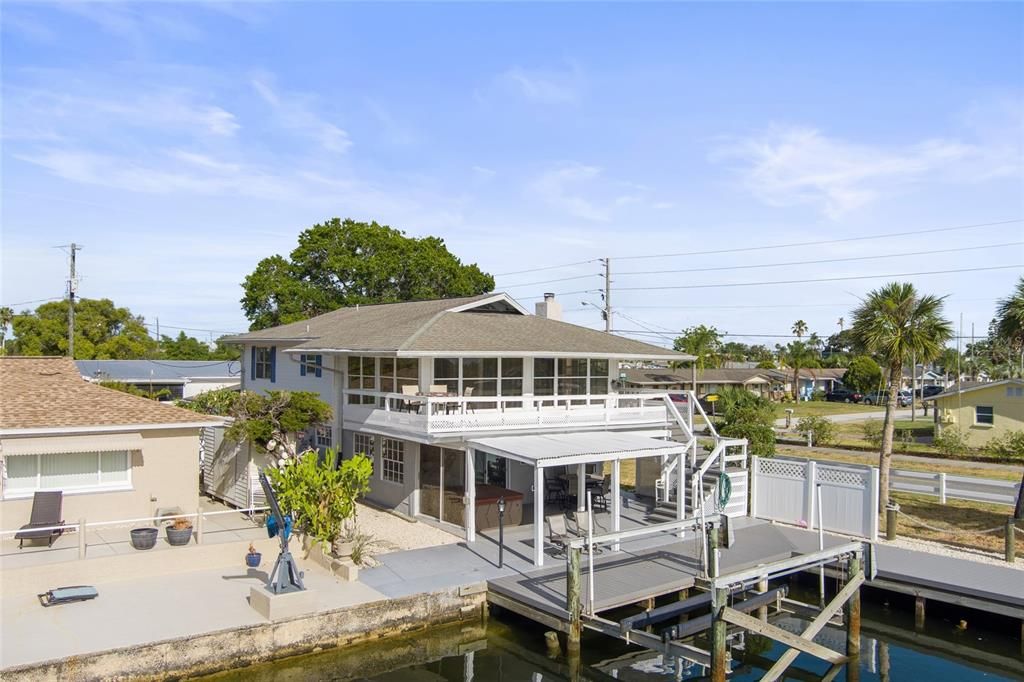 For Sale: $435,000 (3 beds, 2 baths, 1008 Square Feet)