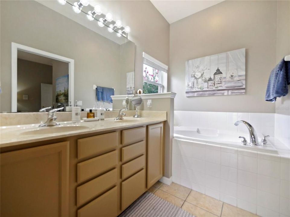 For Sale: $604,900 (3 beds, 2 baths, 1855 Square Feet)