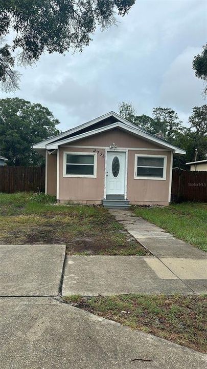 Recently Sold: $210,000 (3 beds, 1 baths, 1145 Square Feet)