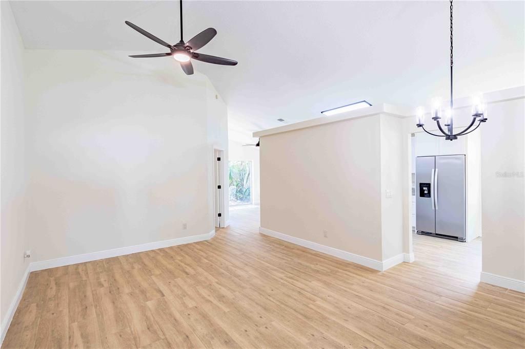 For Sale: $423,700 (3 beds, 2 baths, 1500 Square Feet)