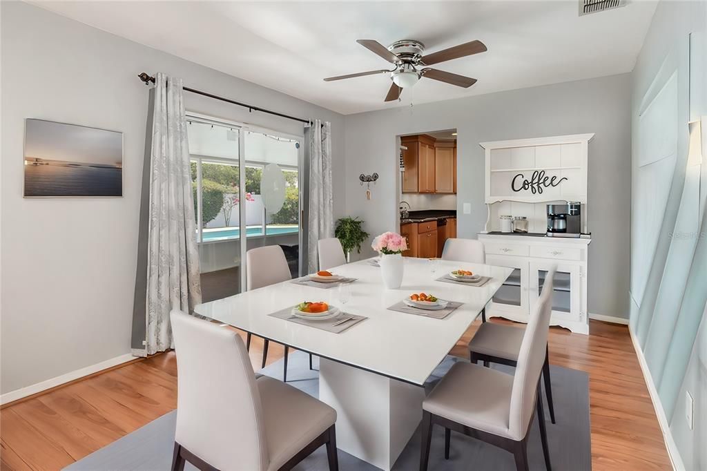 Active With Contract: $480,000 (4 beds, 2 baths, 1741 Square Feet)