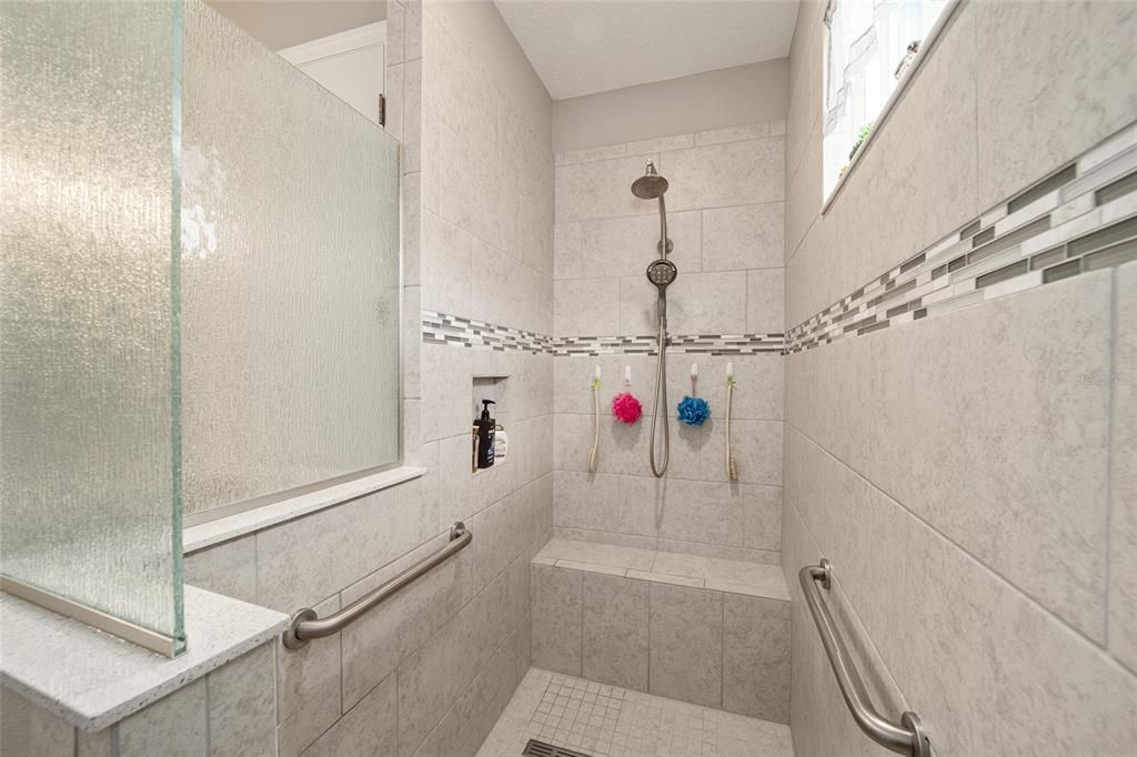 Zero-entry shower