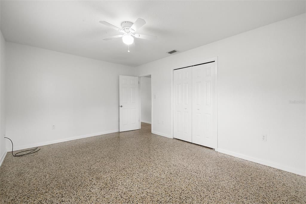 For Rent: $2,095 (2 beds, 2 baths, 1263 Square Feet)