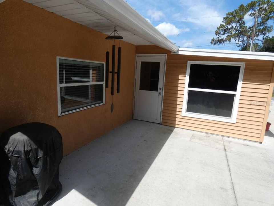 For Sale: $338,000 (4 beds, 2 baths, 1536 Square Feet)