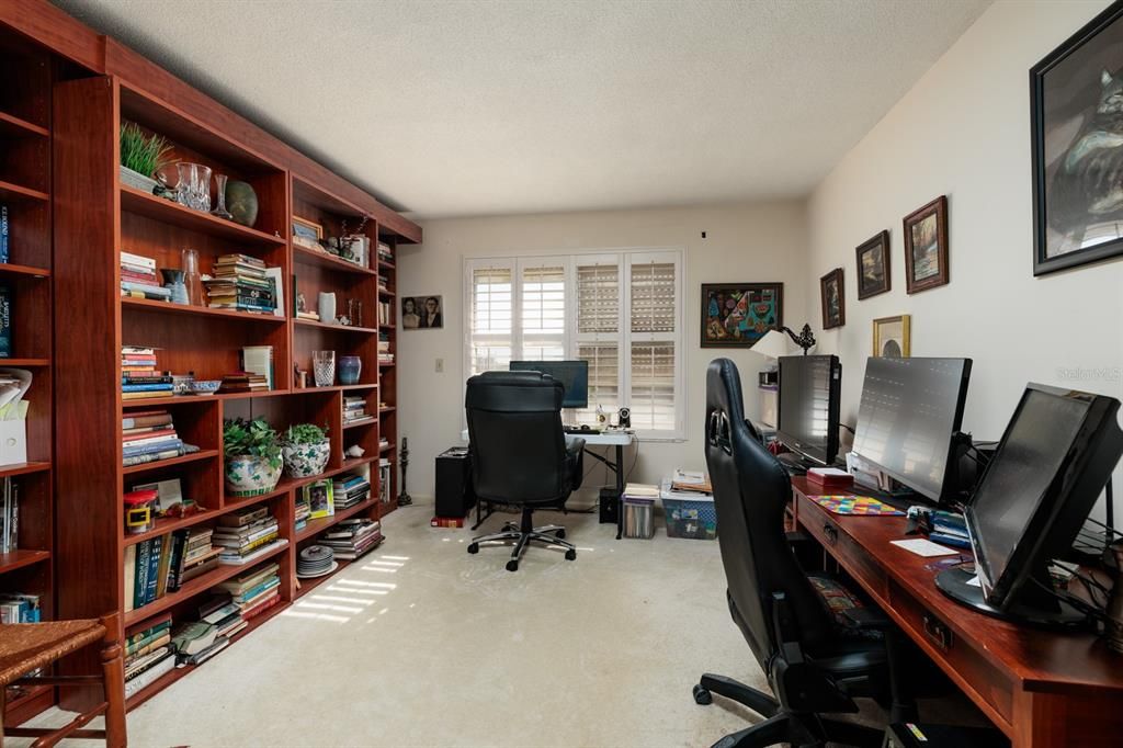 Bedroom 2 with murphy bed